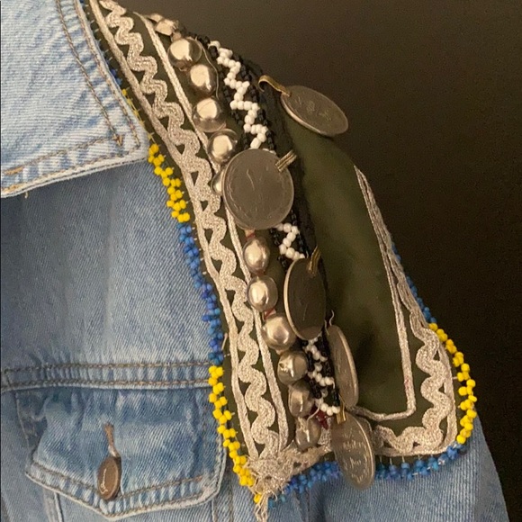 Coat - Picture 2 of 8